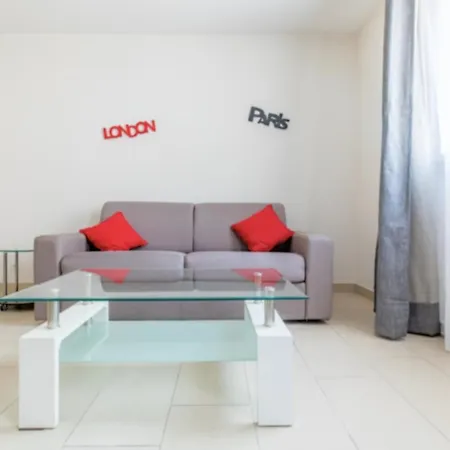 Apartment Bright In The Heart Of